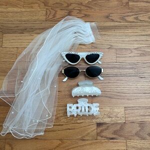 Bridal Veil and Accessories Bundle
